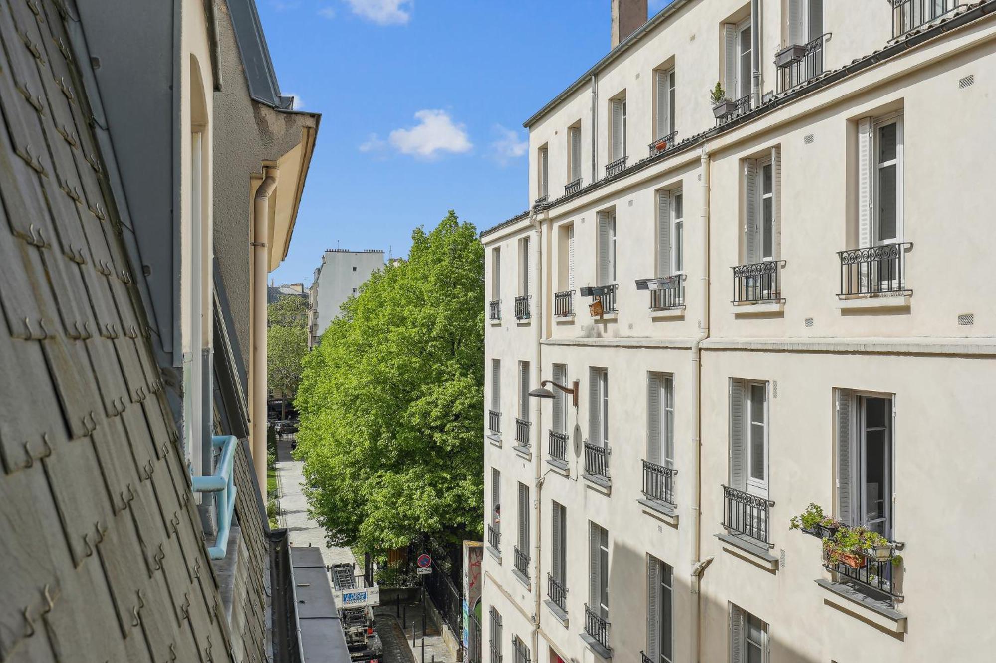 In The Heart Of By Weekome Paris